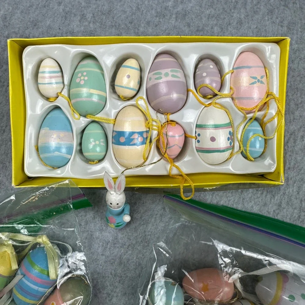 Vintage Wooden Easter Egg Ornaments Lot Hand Painted Pastel Bunny Figurine 40+pc